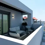 Sweethome - Comfy Center Rodos